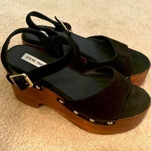 Steve Madden Wood Clog Sandle with Ankle strap Size 8